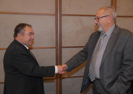 Dr John Kokarakis, Mr Nikos Argyros